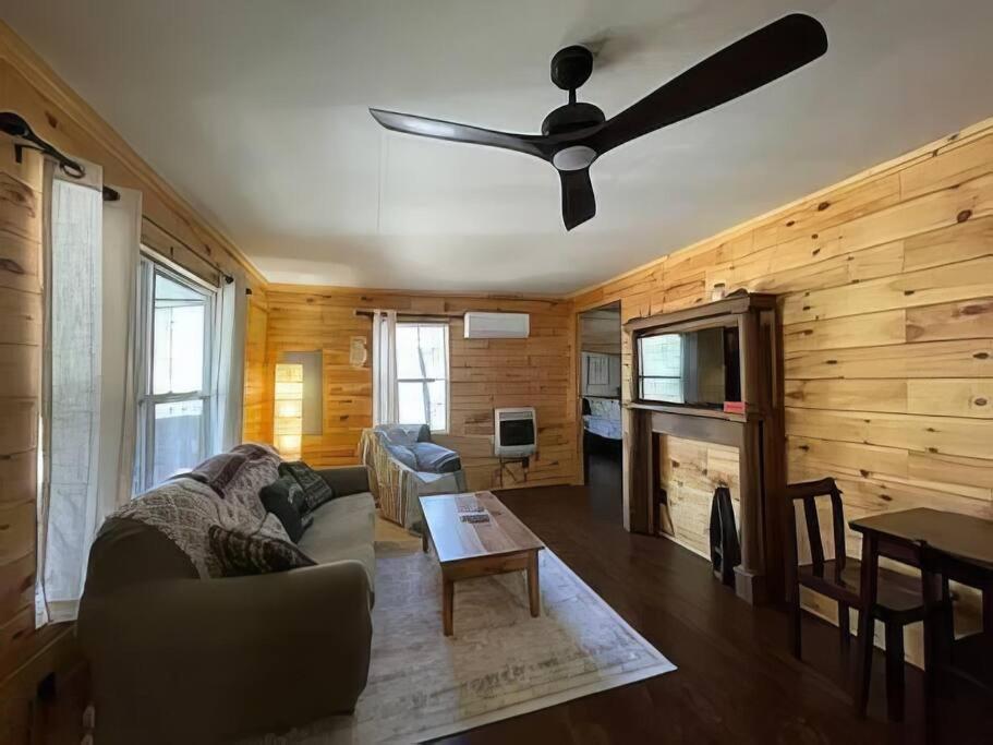 Cameron'S Cottage At The Lake Tallassee Εξωτερικό φωτογραφία