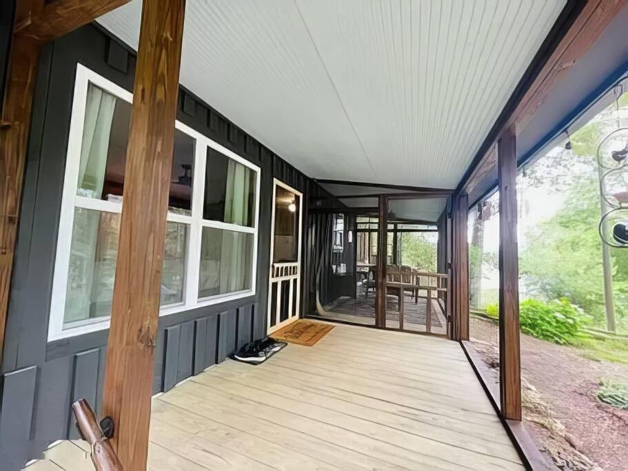 Cameron'S Cottage At The Lake Tallassee Εξωτερικό φωτογραφία
